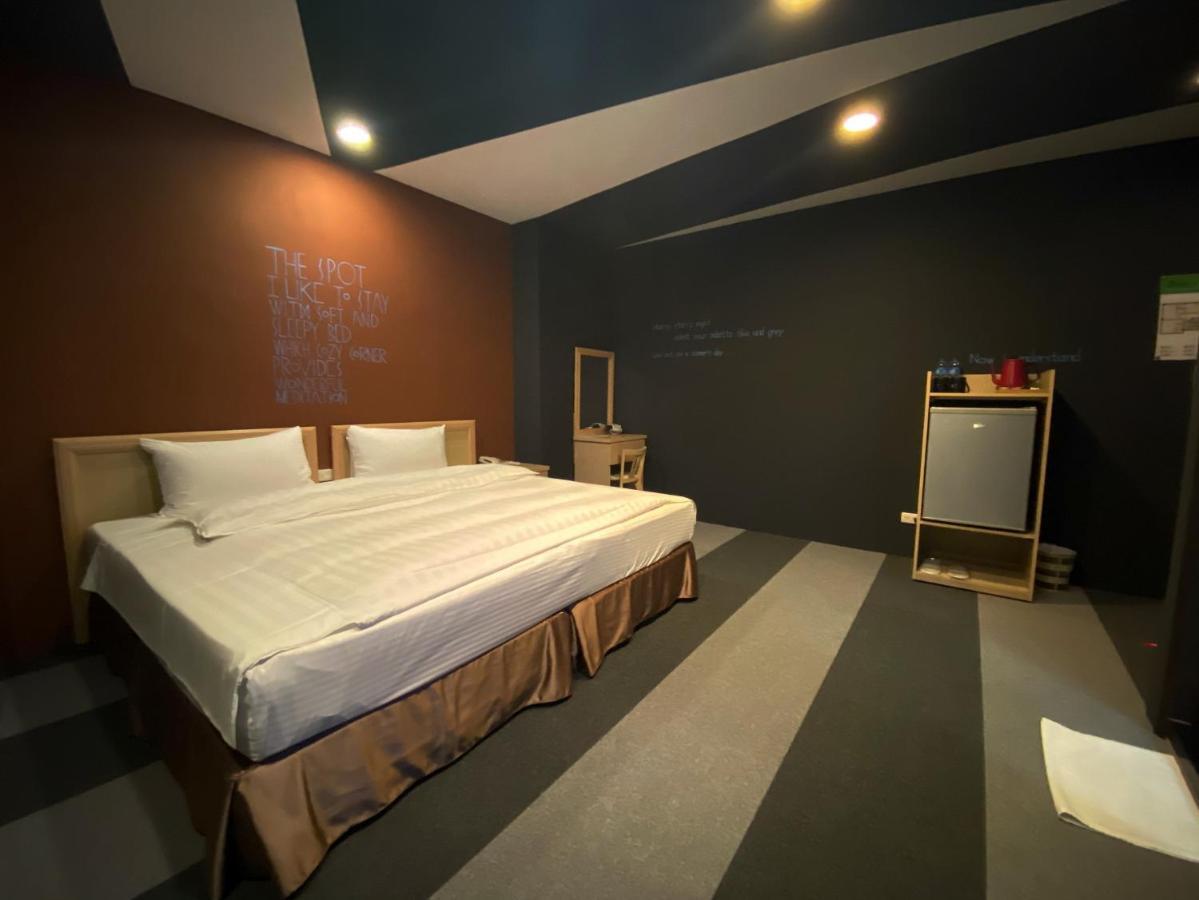 Js Hotel-Gallery Hotel Csungli Kültér fotó