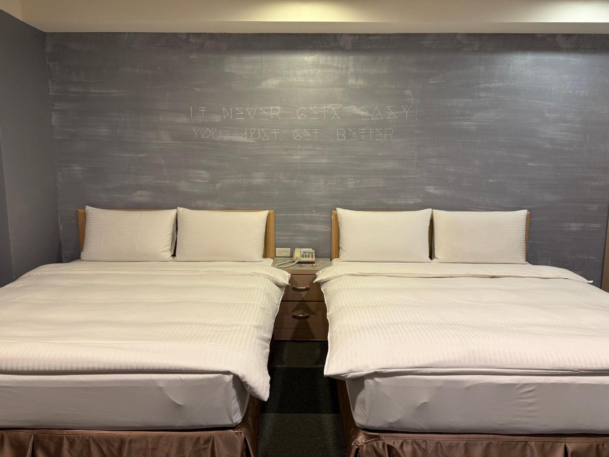 Js Hotel-Gallery Hotel Csungli Kültér fotó